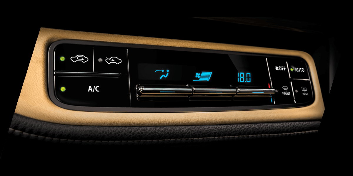Corolla Altis X 1.8 Interior Images